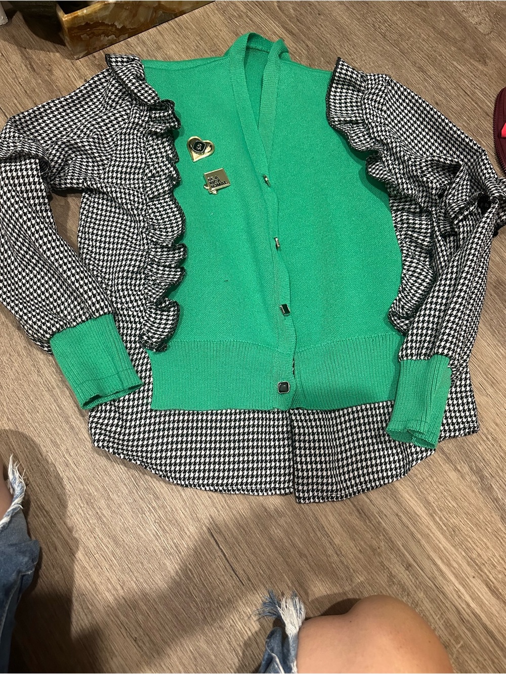 Green & Black Houndstooth Ruffle Cardigan Sweater